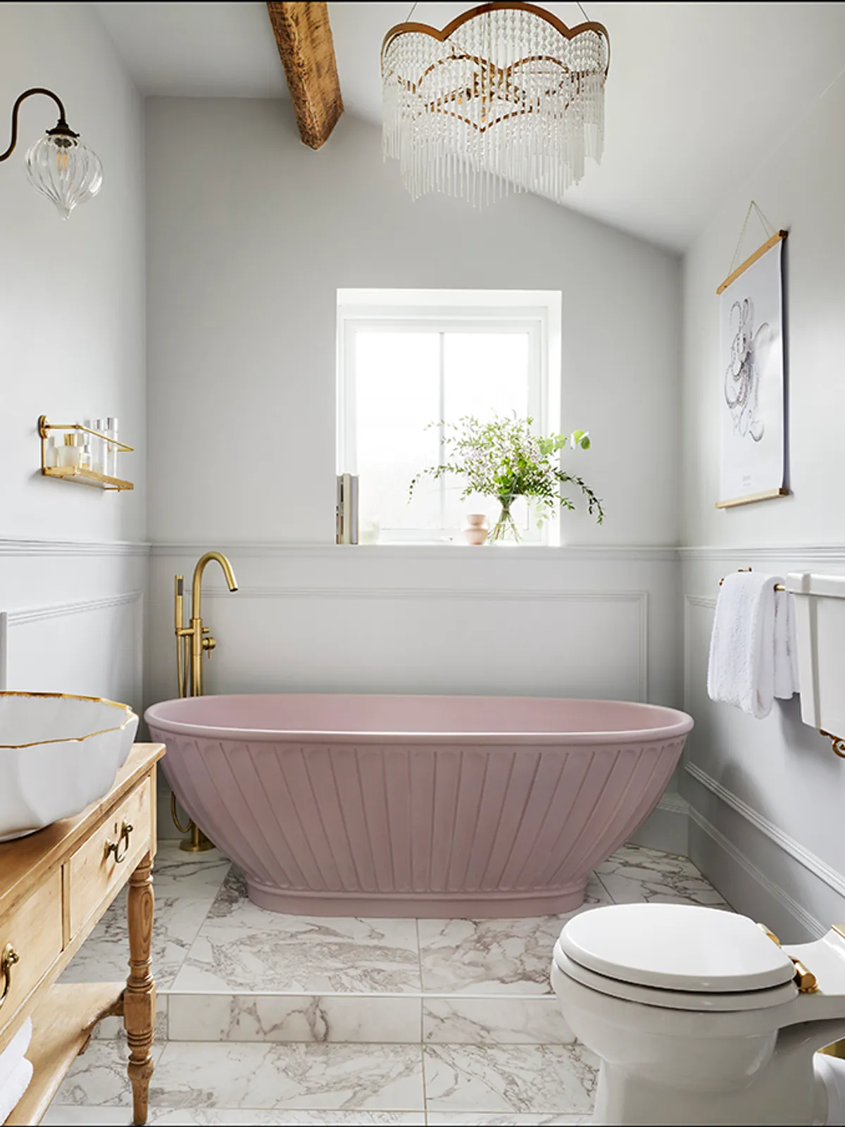 Bab035r baths v1 ls3 credit simplyweekend sanctuarybathrooms darrenchung